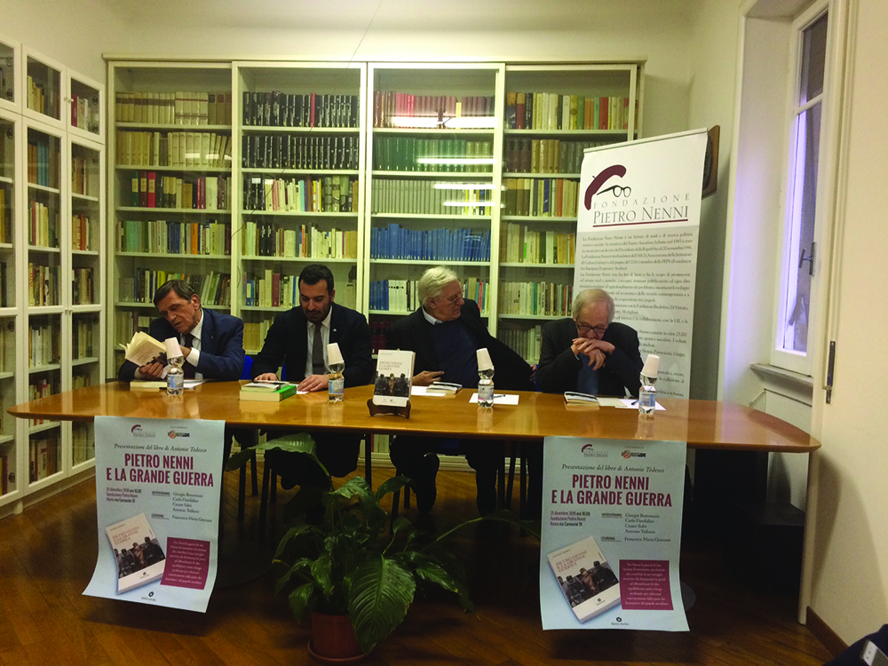 Giorgio benvenuto, Cesare Salvi, Carlo Fiordaliso, coordinati da Francesco Maria Gennaro hanno presentato il libro di Antonio Tedesco 